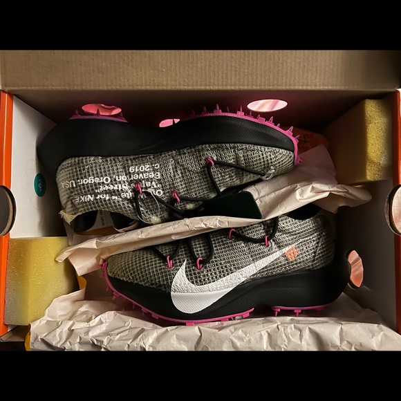 Nike Vapor Street Off-White Black Laser Fuchsia Womens size 5 Kids size 3.5y - Picture 2 of 6